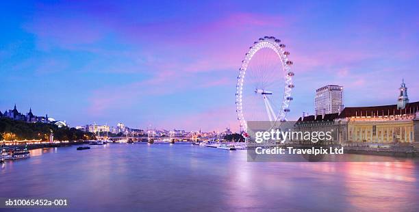 uk, london, cityscape with london eye at dusk - millennium wheel imagens e fotografias de stock