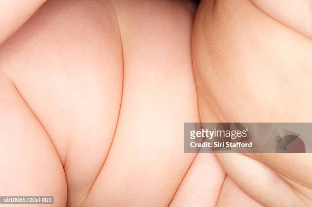 baby boy (6-9 months), close-up of skin - baby skin fotografías e imágenes de stock