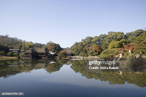 japan, shiga, hikone city, genkyuen garden - préfecture de shiga photos et images de collection