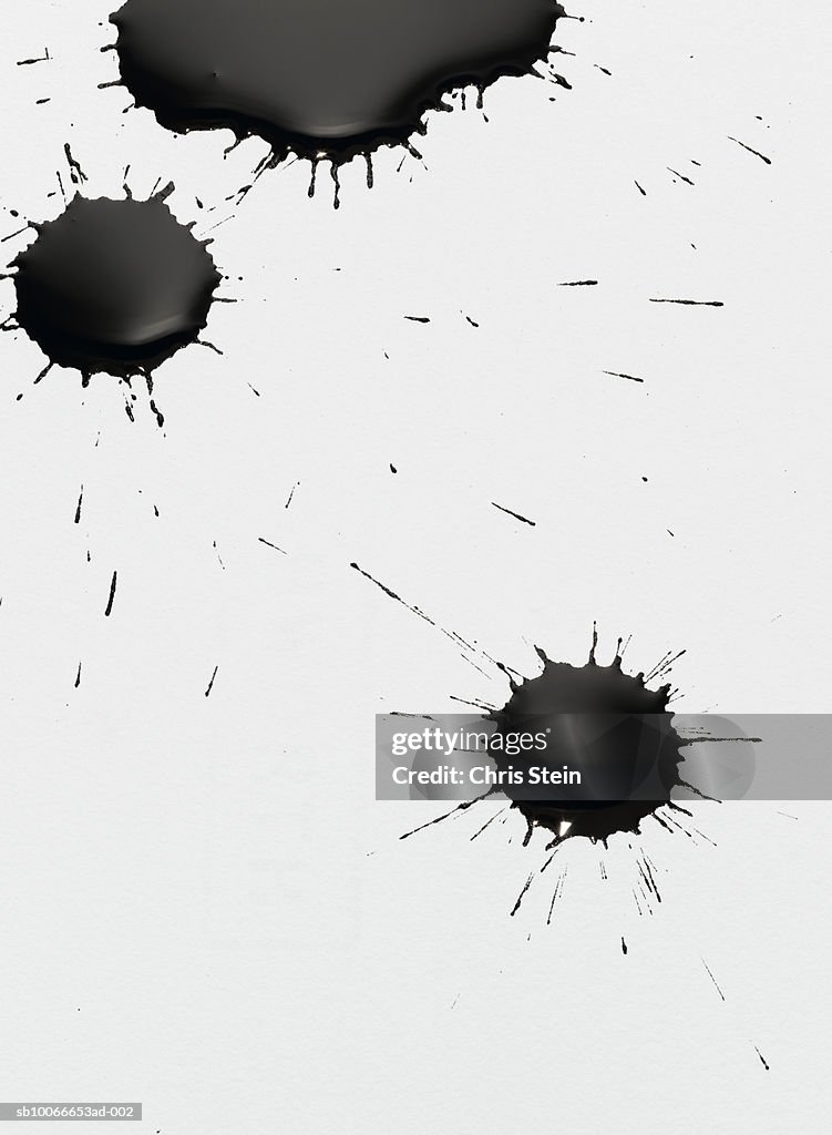 Small Ink Spill Pen Ink Spillage Studio Shot High-Res Stock Photo - Getty Images