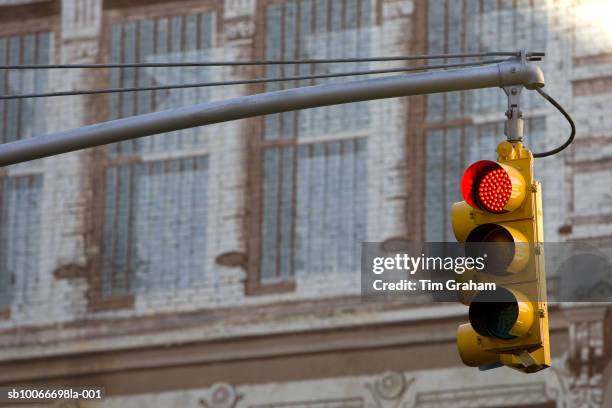 traffic light, new york, usa - traffic light city stockfoto's en -beelden