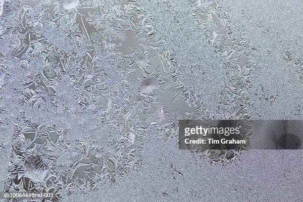 ice on car windscreen, oxfordshire, uk - freezing stock pictures, royalty-free photos & images