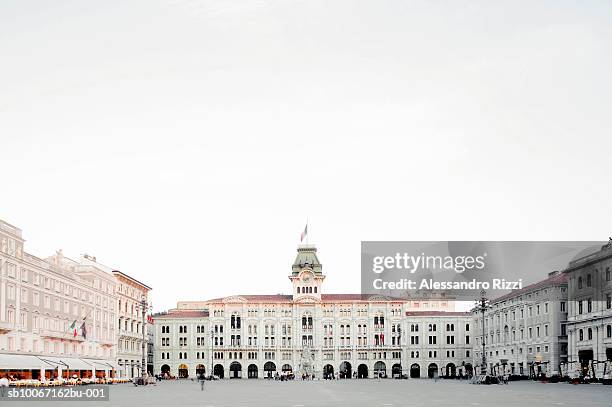 italy, trieste, piazza dell'unita d'italia - triest stock-fotos und bilder