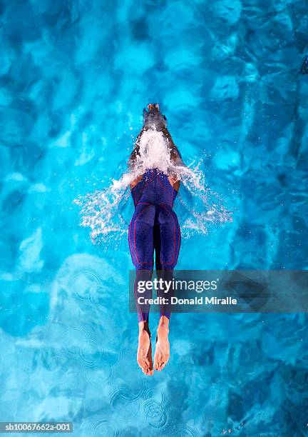 Pool Float From Above Pool Floaty Top View Photos and Premium High Res Pictures - Getty Images
