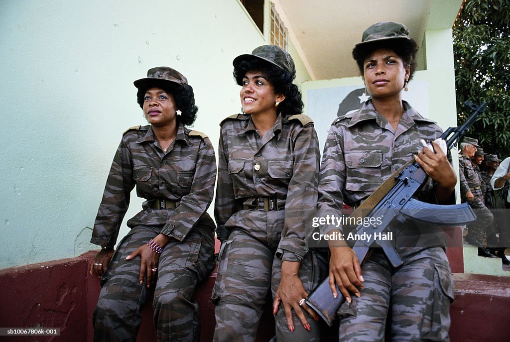 Angola, Luanda, Cuban female soldiers