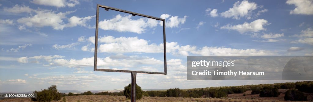 USA, New Mexico, Open sign frame in desert