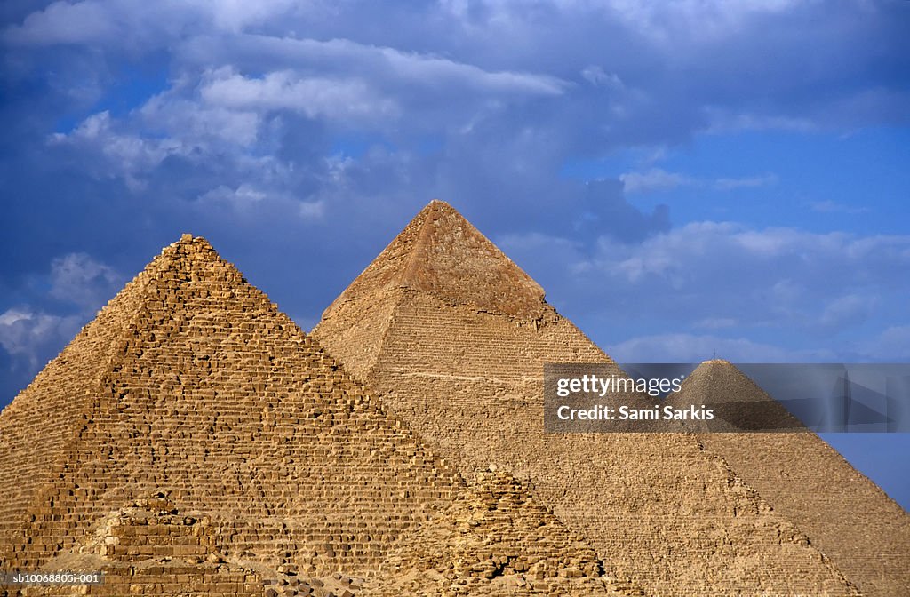 Kheops Pyramids Egypt Giza Khephren Mycerinus And Kheops Pyramids High-Res Stock Photo ...