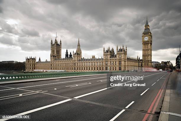 uk, london, houses of parliament, westminster bridge - city of westminster stock-fotos und bilder