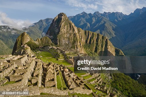 Peru, Machu Picchu, Ruins and Huayna Picchu Peru, Machu Picchu, Ruins and Huayna Picchu