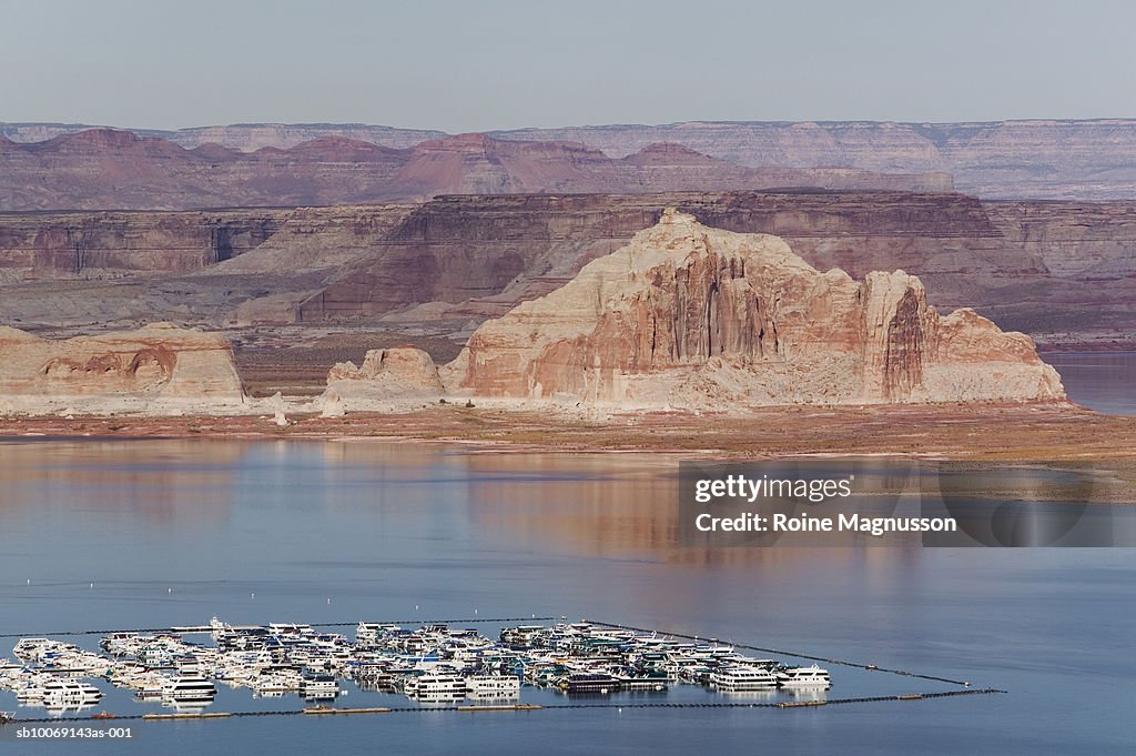 USA, Arizona, Page, aerial view of harbour and landscape