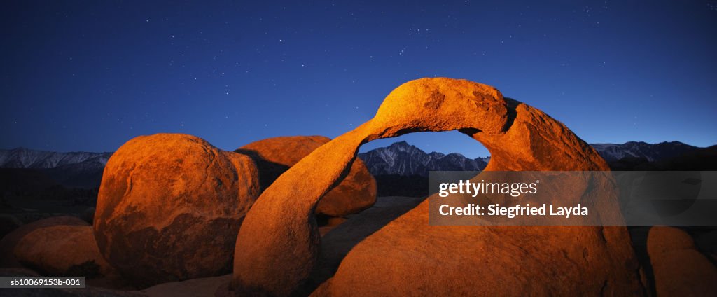 USA, California, Alabama Hills, Alabama Hills Arch