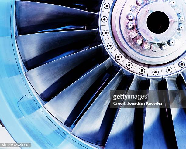 jet engine, close up - motor a reacción fotografías e imágenes de stock