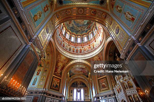 russia, moscow, cathedral of christ the saviour interior - catedral metropolitana imagens e fotografias de stock