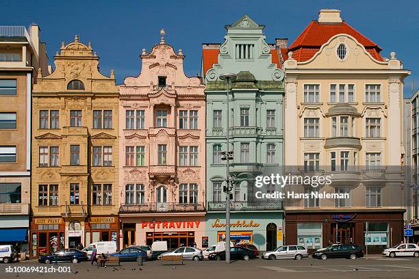 czech republic, plzen, traditional housing - plzeň - fotografias e filmes do acervo