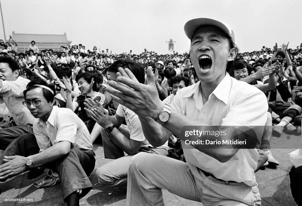 Students demonstrating at Tiananmen Square (B&W)