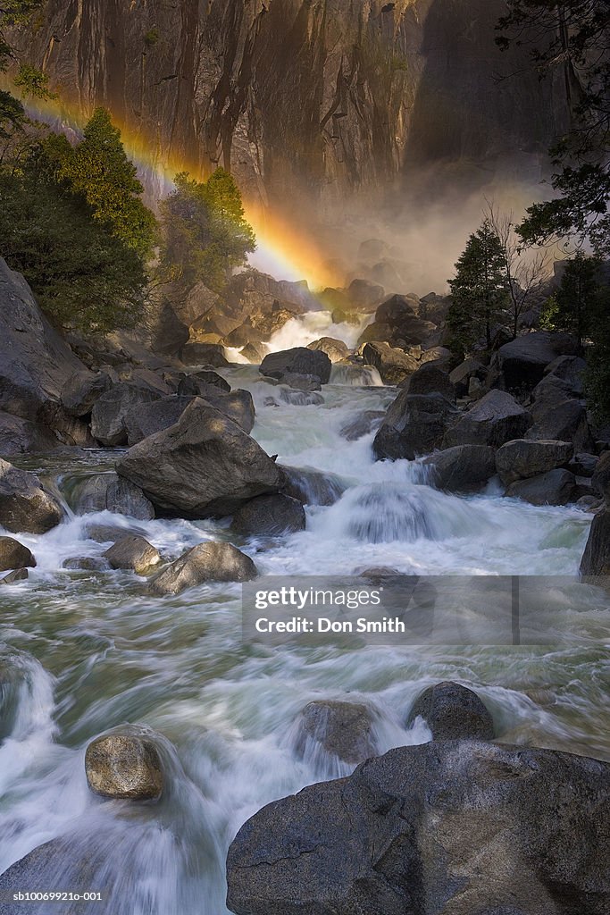 USA, California, Yosemite National Park, Rainbow over Yosemite falls