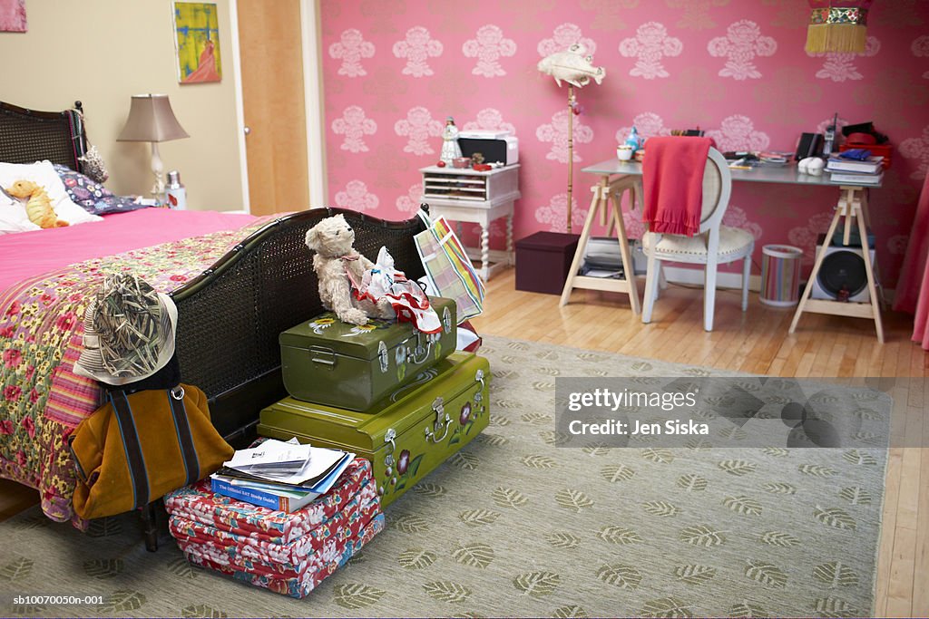 Bed room with toys and study table
