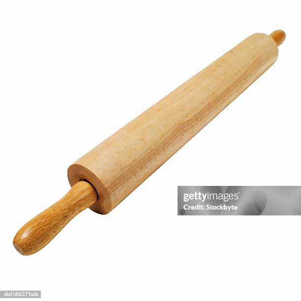 close up of a rolling-pin - rolling pin stock-fotos und bilder