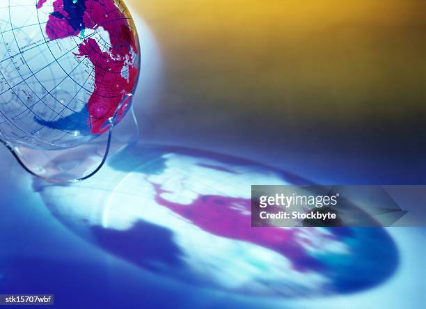 shadow cast by a transparent globe - cast of saturday church los angeles times january 10 2018 stockfoto's en -beelden