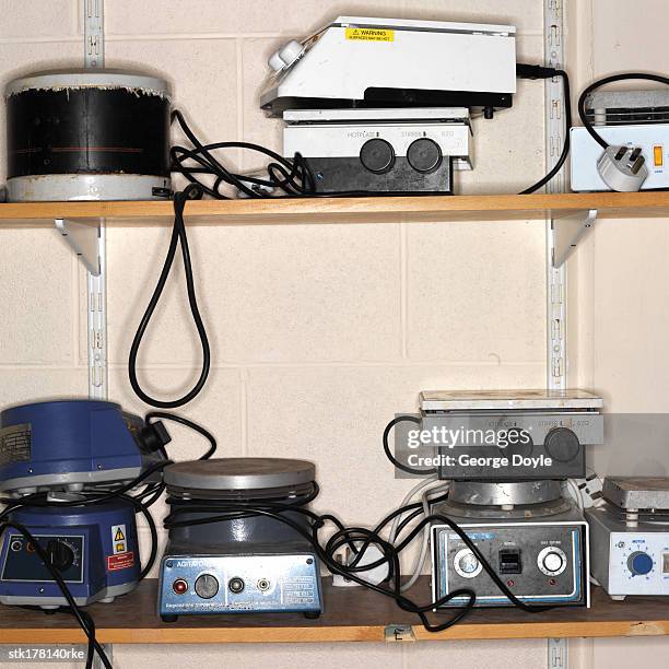 electronic laboratory apparatus - autoclave imagens e fotografias de stock