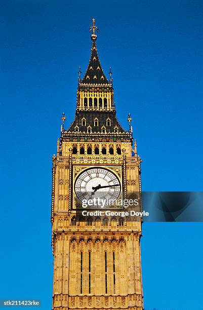 close up view of big ben, london - londoner stadtgebiet stock-fotos und bilder