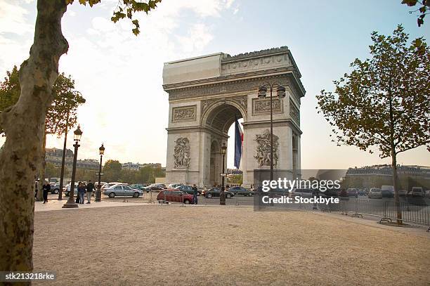 arc de triomphe and champs elysee, paris, france - elysee stock pictures, royalty-free photos & images