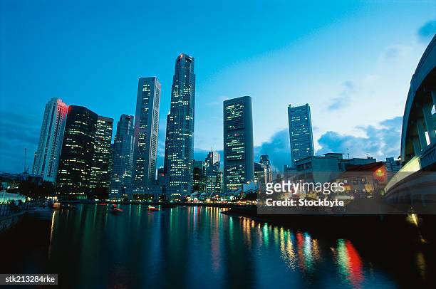 boat quay and central business district, singapore - singapore stock-fotos und bilder