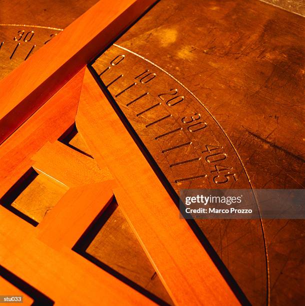 Angle Protractor Photos and Premium High Res Pictures - Getty Images