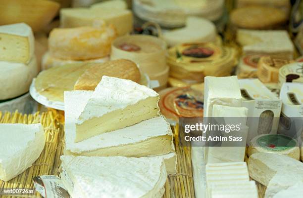 Bloomy Rind Cheese Photos and Premium High Res Pictures - Getty Images