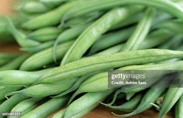 green beans, close-up - magnoliopsida bildbanksfoton och bilder