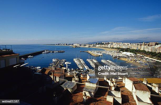 boats in harbour, blanes, costa brava, catalonia, spain - former chief of catalan police attends to spain national court stockfoto's en -beelden