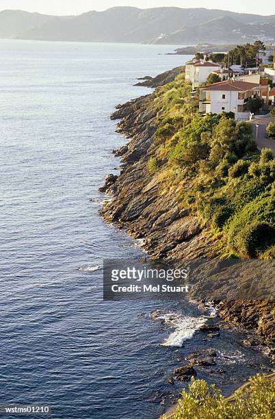 ilanca, coastline of costa brava, catalonia, spain - of fotografías e imágenes de stock