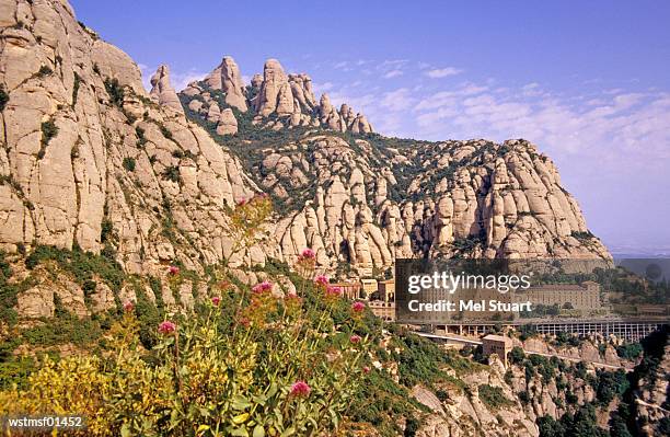 spain, catalonia, province barcelona, montserrat - son la province fotografías e imágenes de stock