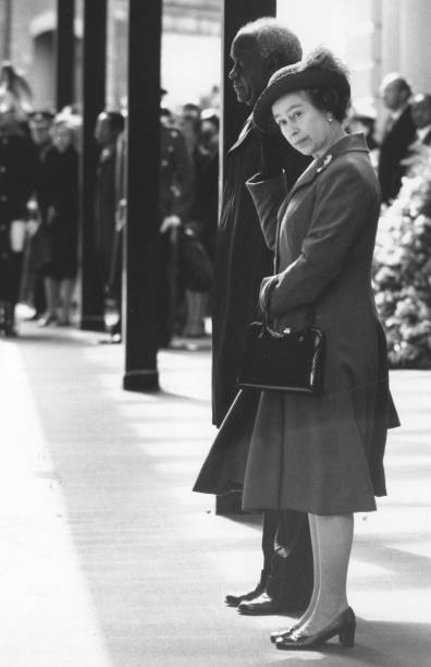 Queen Elizabeth II with Zambian president Kenneth Kaunda at Victoria Station at the start of his State visit