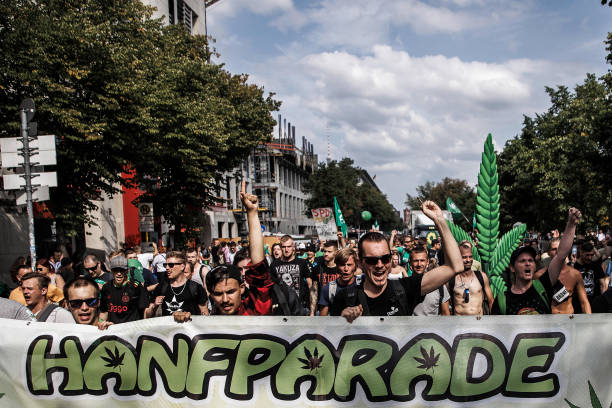 DEU: 2022 Hemp Parade Urges Cannabis Legalisation
