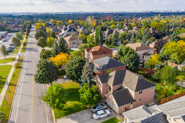 aerial view of rutherford road and islington ave detached and duplex picture