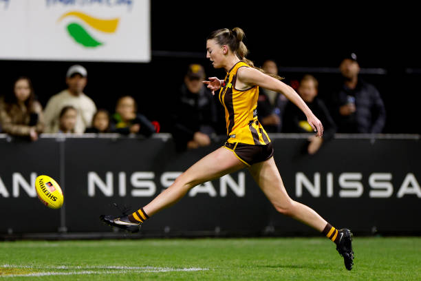 Aine McDonagh of the Hawks kicks a goal during the round seven AFLW match between the Hawthorn Hawks and the Port Adelaide Power at SkyBus Stadium on...