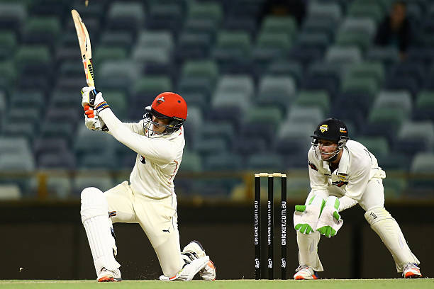 alex-carey-of-the-redbacks-bats-during-day-two-of-the-sheffield-picture-id618300828