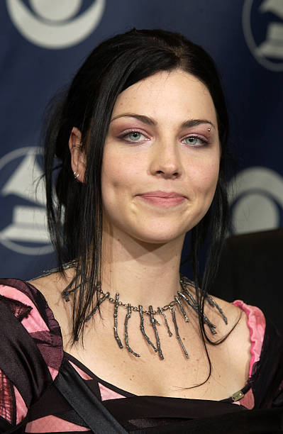 Amy Lee Singer Photos – Pictures of Amy Lee Singer | Getty Images