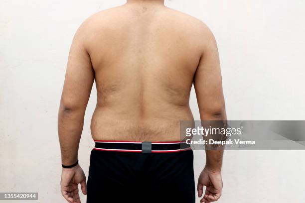 an asian fat man back side