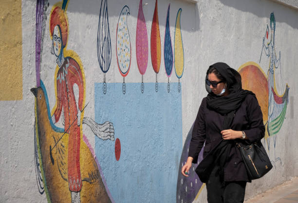 IRN: Life On Streets Of Tehran