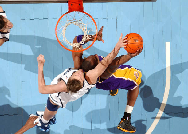 “Andrei Kirilenko Block  Kobe Bryant”的图片搜索结果