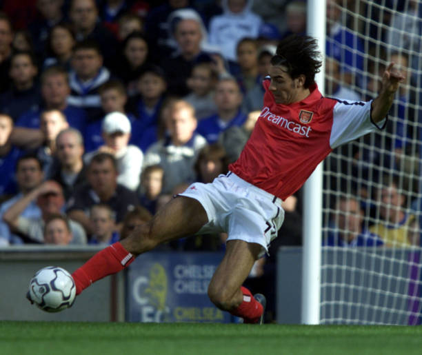 Arsenal's Robert Pires during FA Barclaycard Premiership match against Chelsea at Stamford Bridge. THIS PICTURE CAN ONLY BE USED WITHIN THE CONTEXT...