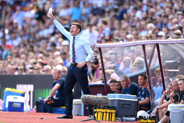 Aston Villa Manager Steven Gerrard reacts during the Premier League match between Aston Villa and Everton FC at Villa Park on August 13, 2022 in...