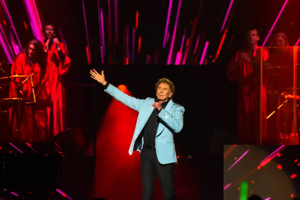 GBR: Barry Manilow Performs At The O2 Arena