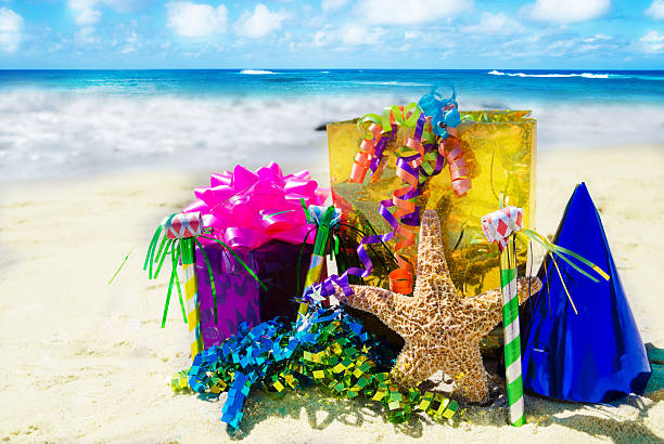 birthday-decorations-on-the-beach-picture-id186239797