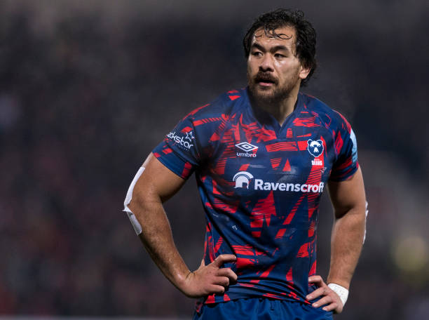 GLOUCESTER, ENGLAND - DECEMBER 03: Bristol Bears' Steven Luatua during the Gallagher Premiership Rugby match between Gloucester Rugby and Bristol Bears at Kingsholm Stadium on December 3, 2021 in Gloucester, England. (Photo by Bob Bradford - CameraSport via Getty Images)