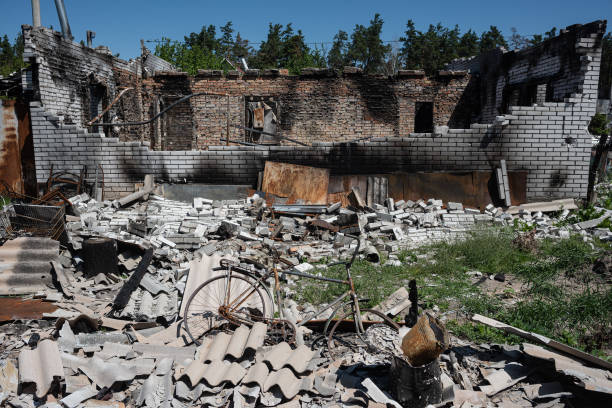 UKR: Towns North Of Kyiv Recover From Russian Assault On Capital