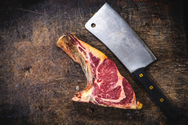butcher meat cleaver and dryaged beef veal steak meat fillet on picture id1330509355?k=20&m=1330509355&s=612x612&w=0&h=wStWMv3yi