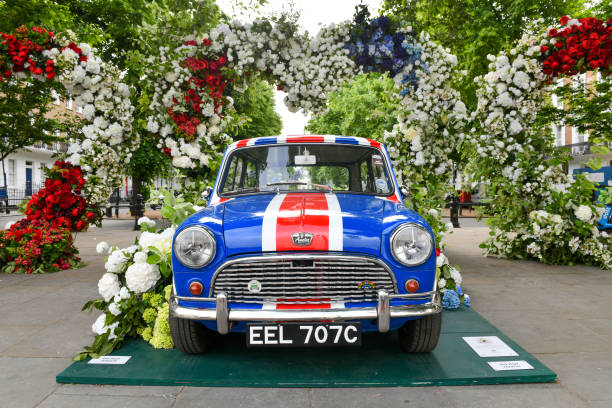 GBR: Chelsea In Bloom London's Largest Free Flowing Event